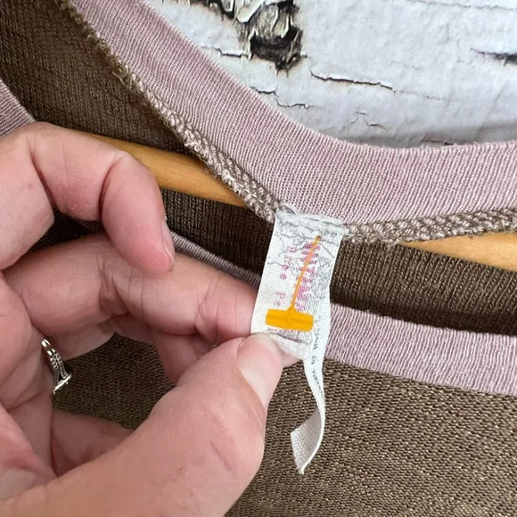 Intimately free people brown pink distressed too blouse size xs - Picture 11 of 11